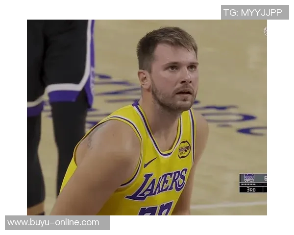 里夫斯幽默点评东契奇成长之路期待他早日成熟展现更强实力